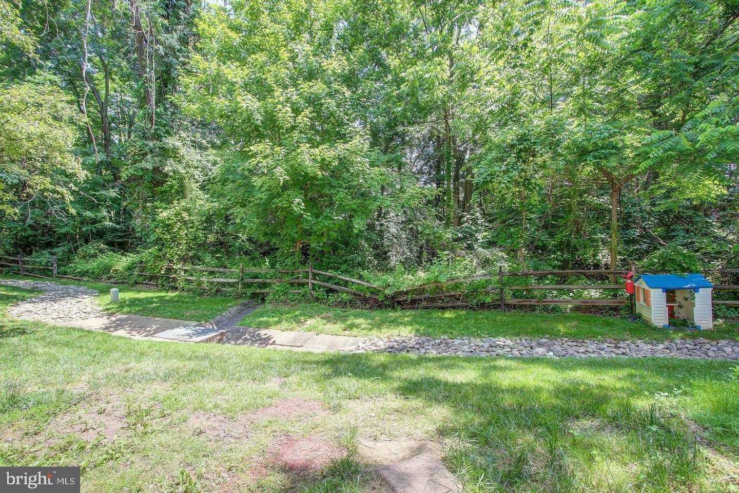 VILLAGE OF HARPERS CHOICE - Residential Lease