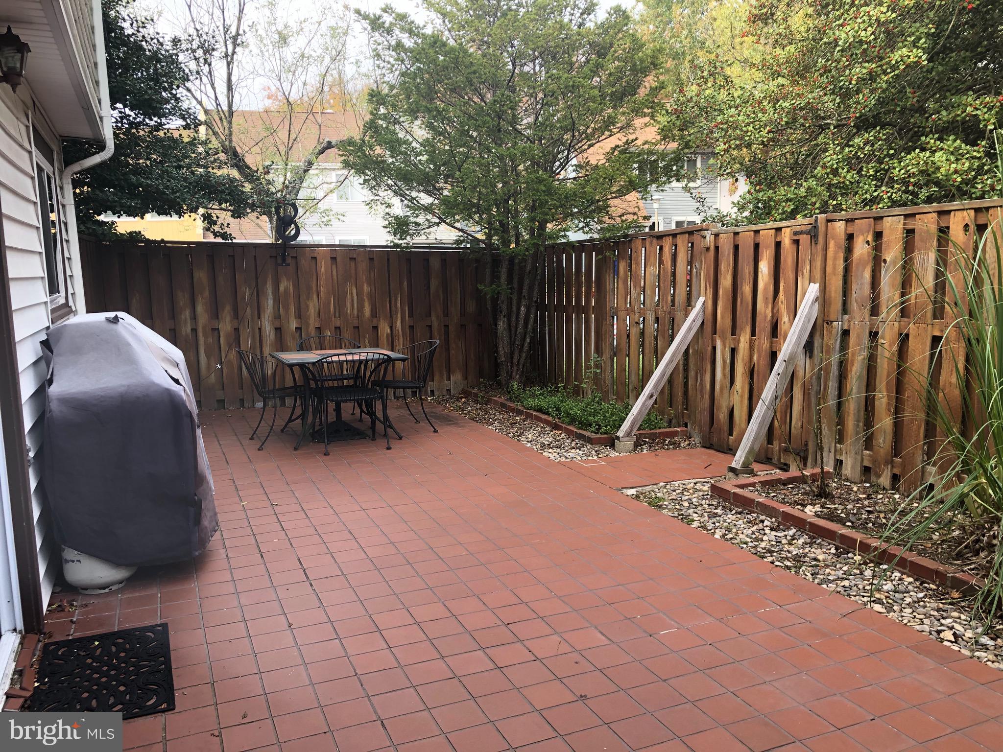 RESTON - Residential Lease