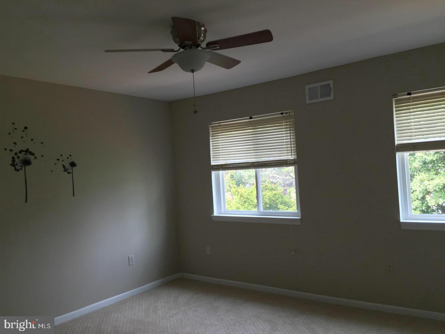 RESTON - Residential Lease