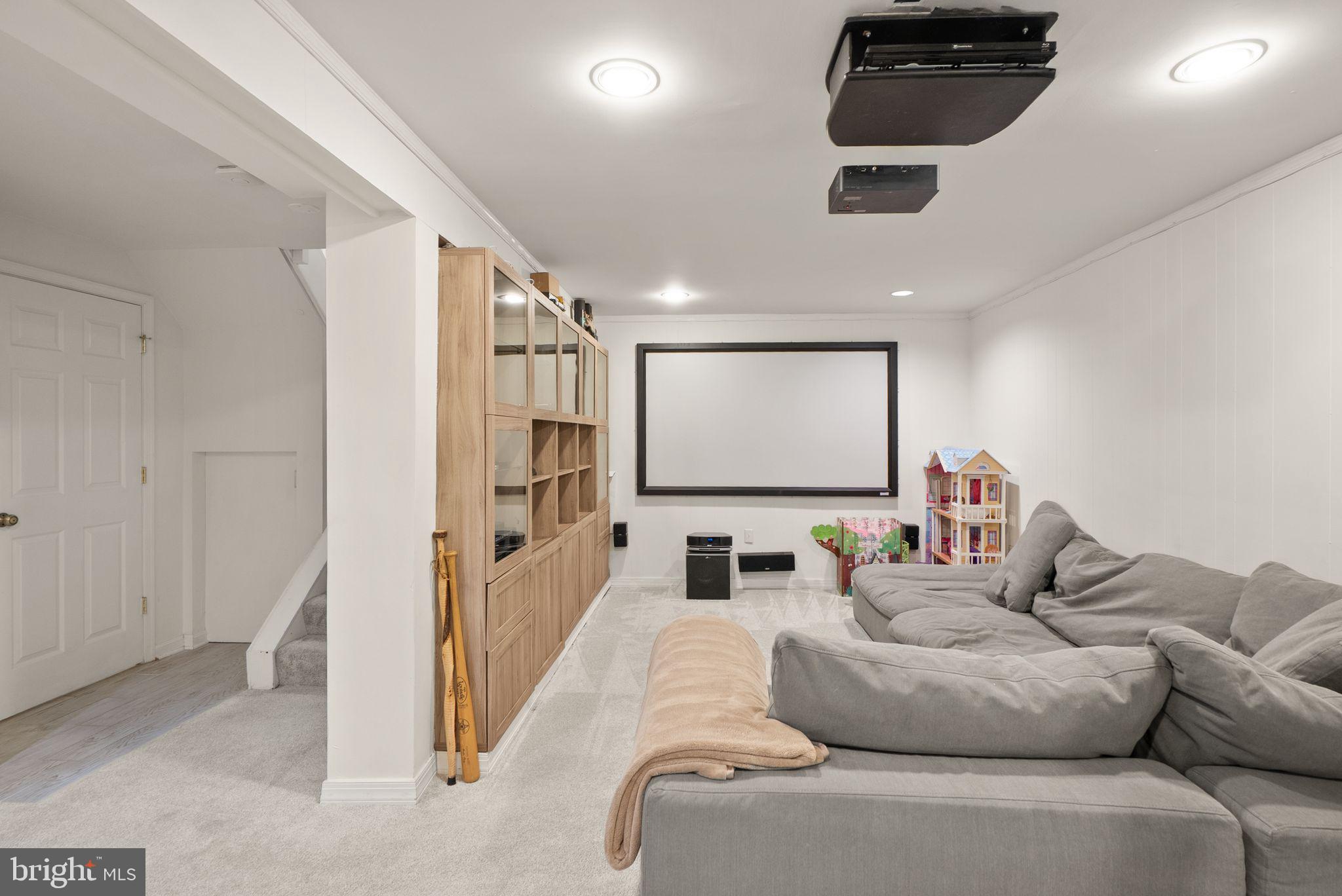 BURKE VILLAGE - Residential
