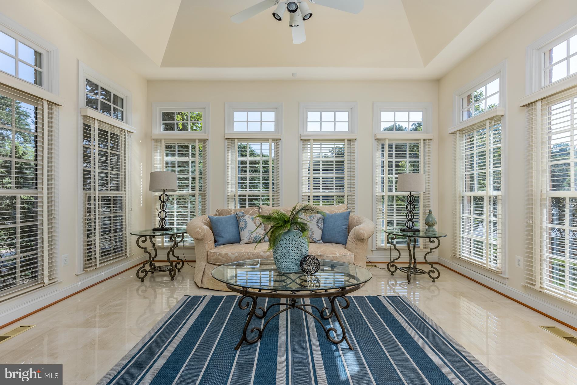 HUNTING HILLS - Residential