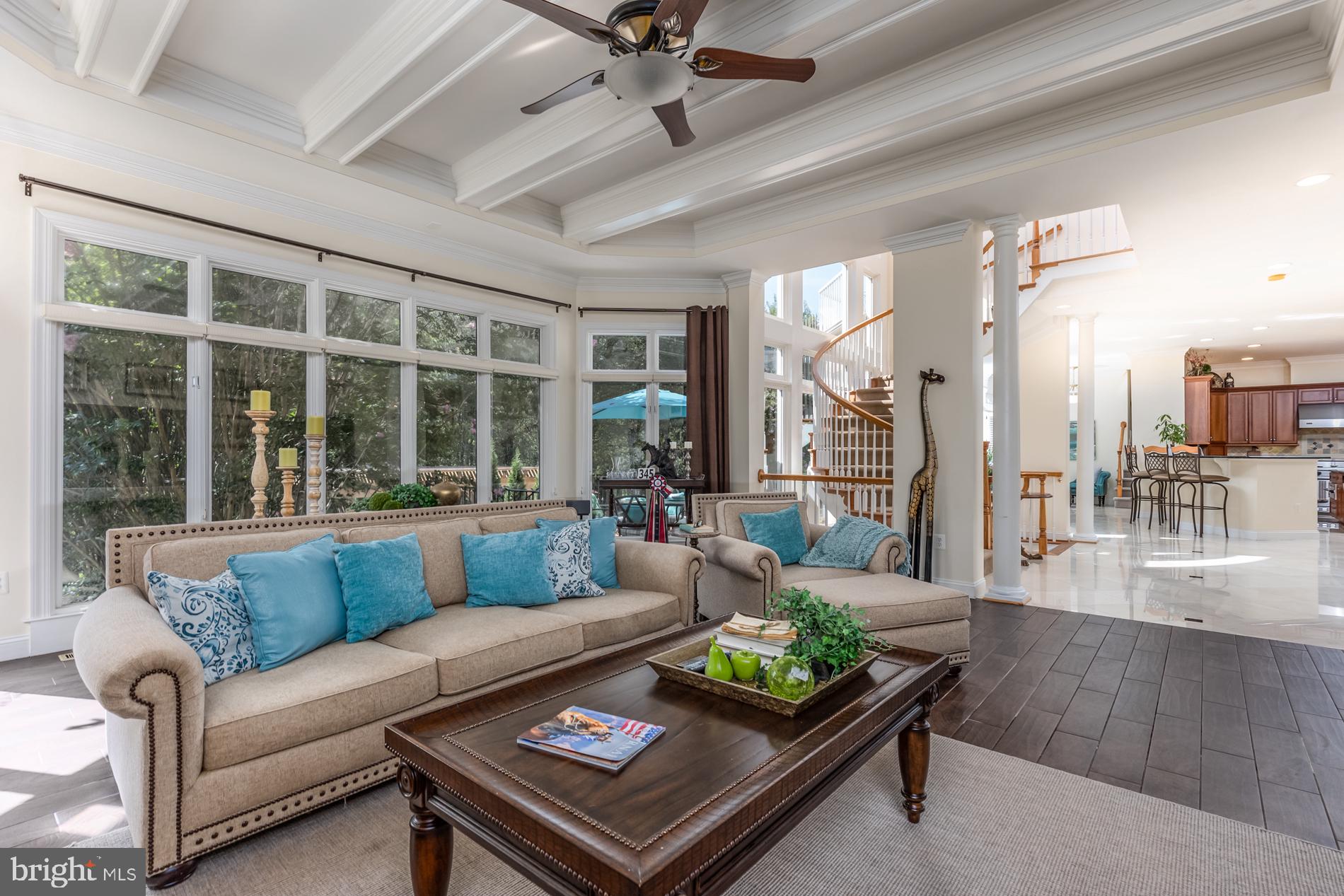 HUNTING HILLS - Residential