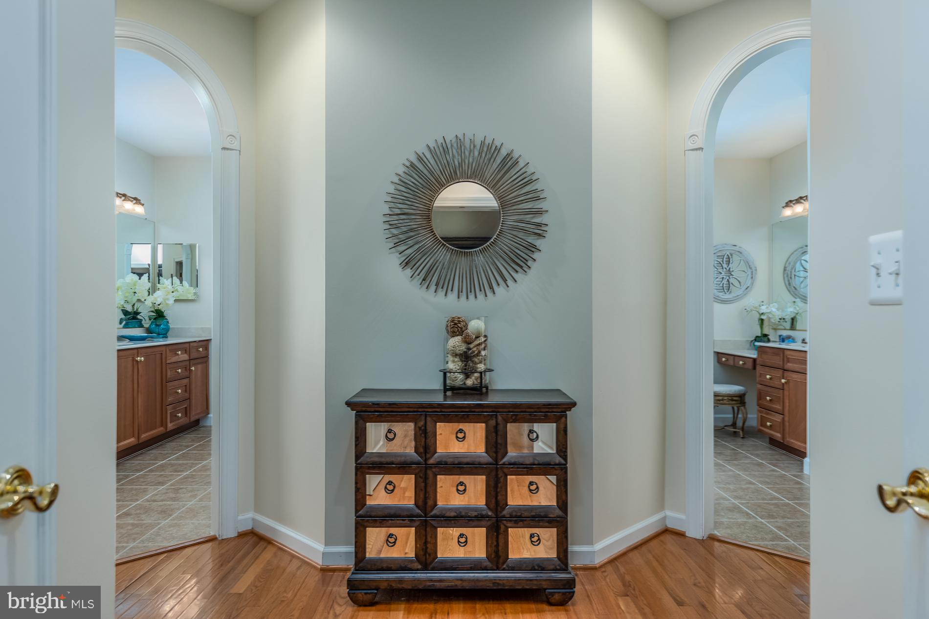 HUNTING HILLS - Residential