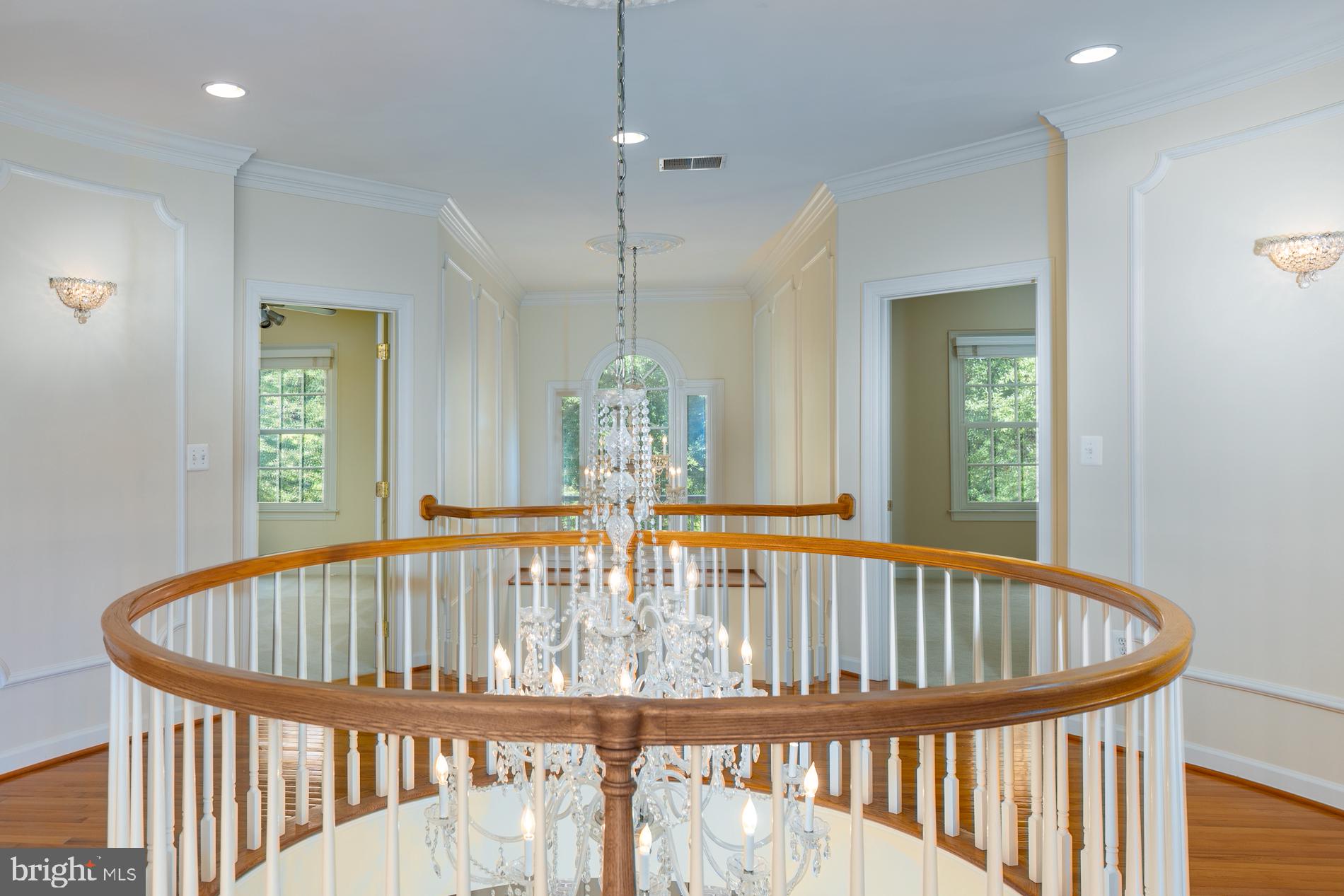 HUNTING HILLS - Residential