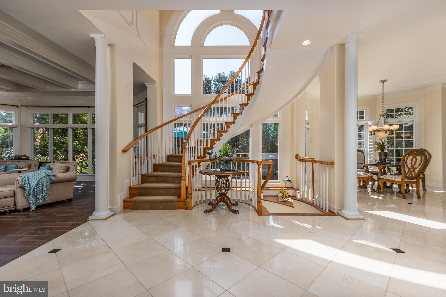 HUNTING HILLS - Residential