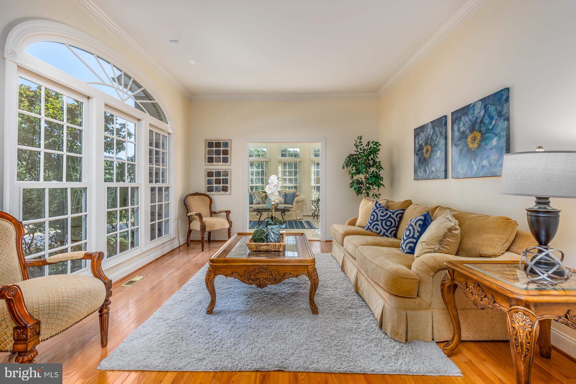 HUNTING HILLS - Residential