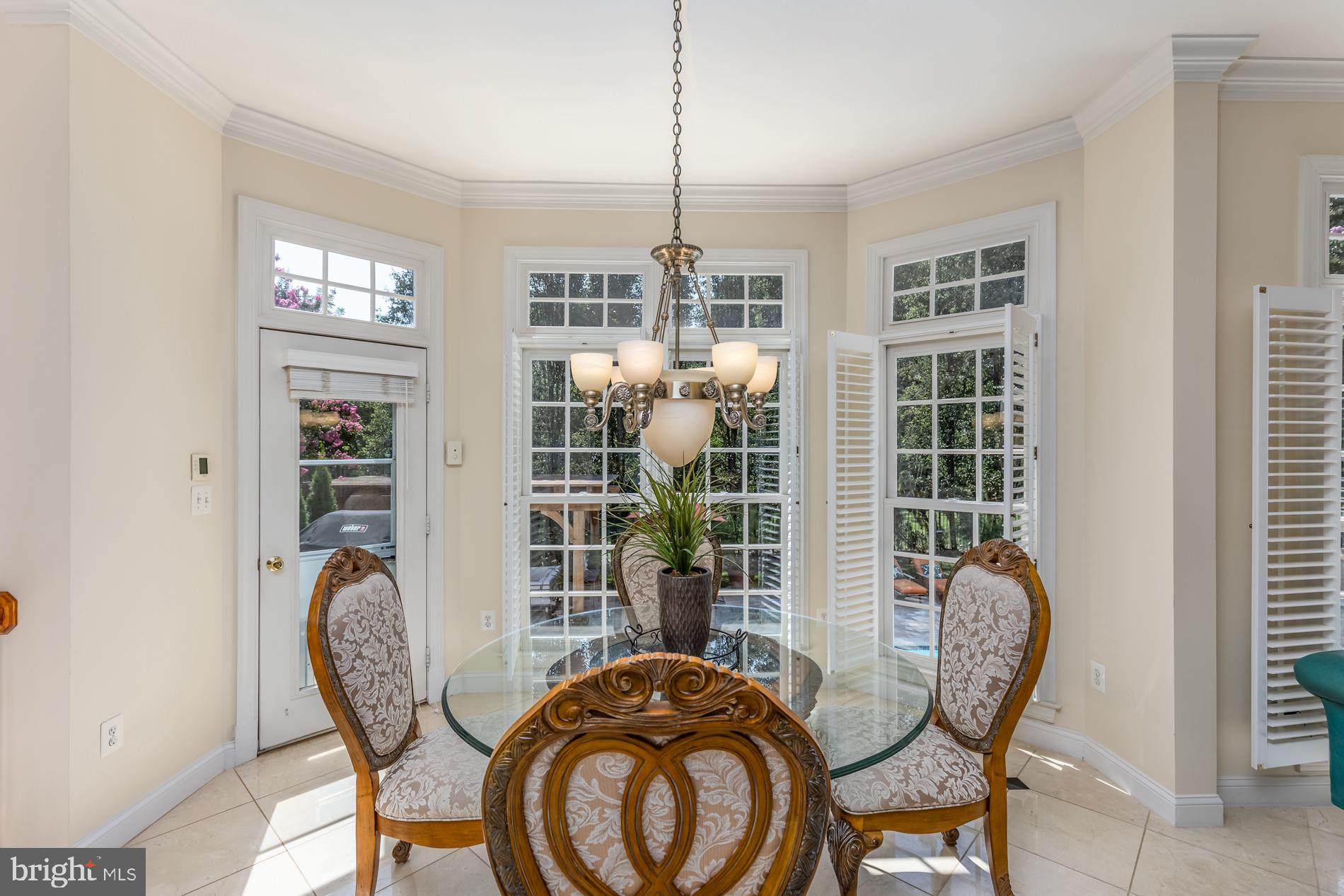 HUNTING HILLS - Residential