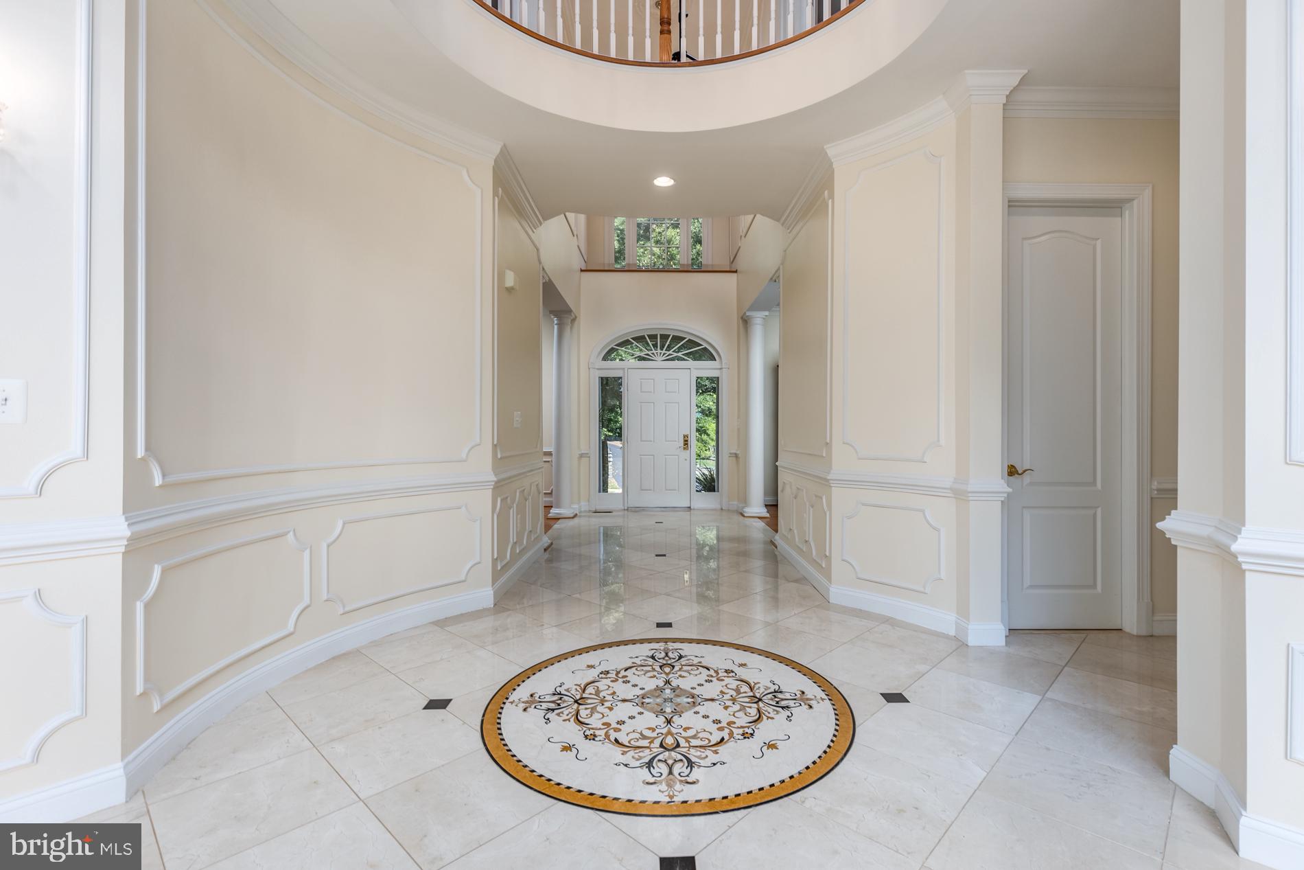 HUNTING HILLS - Residential