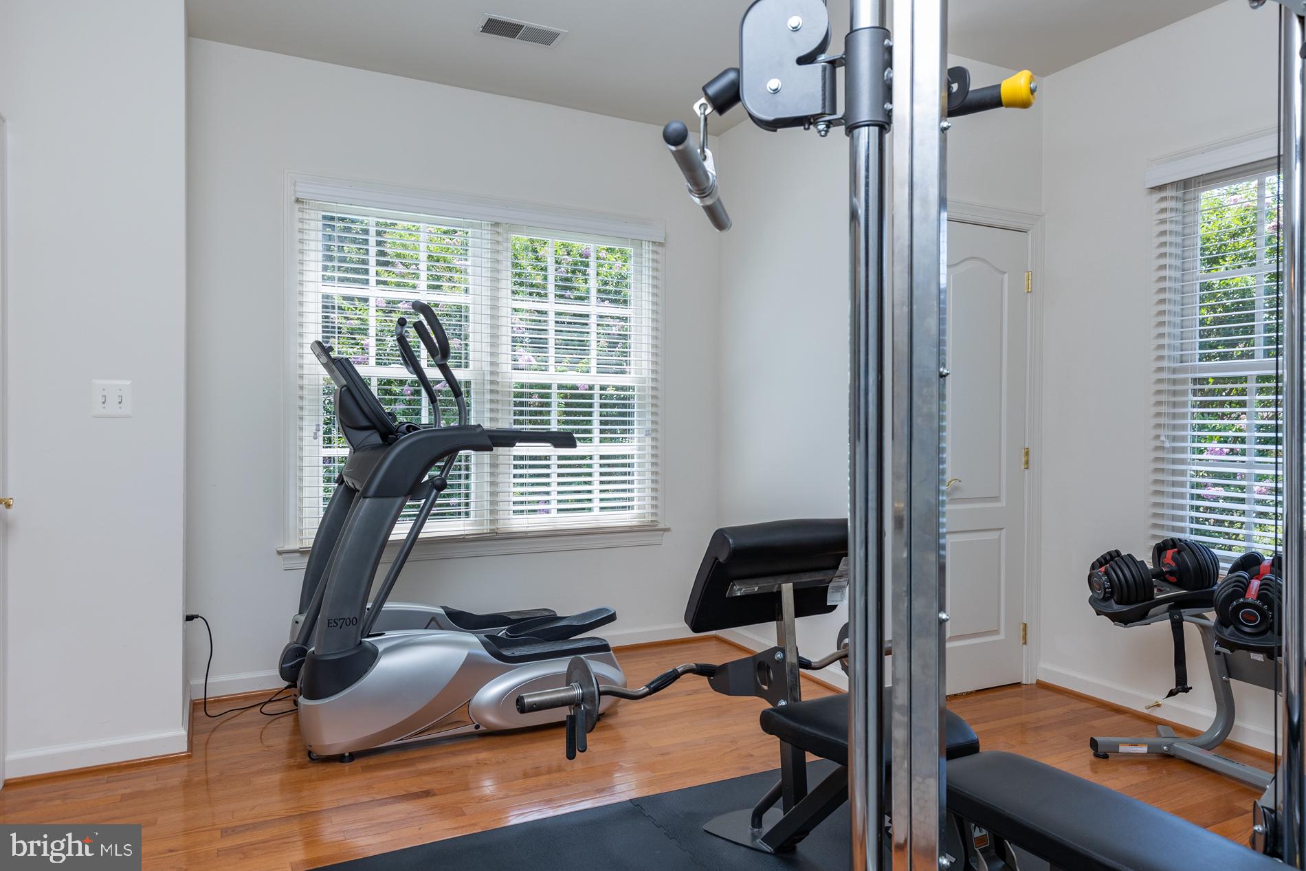 HUNTING HILLS - Residential