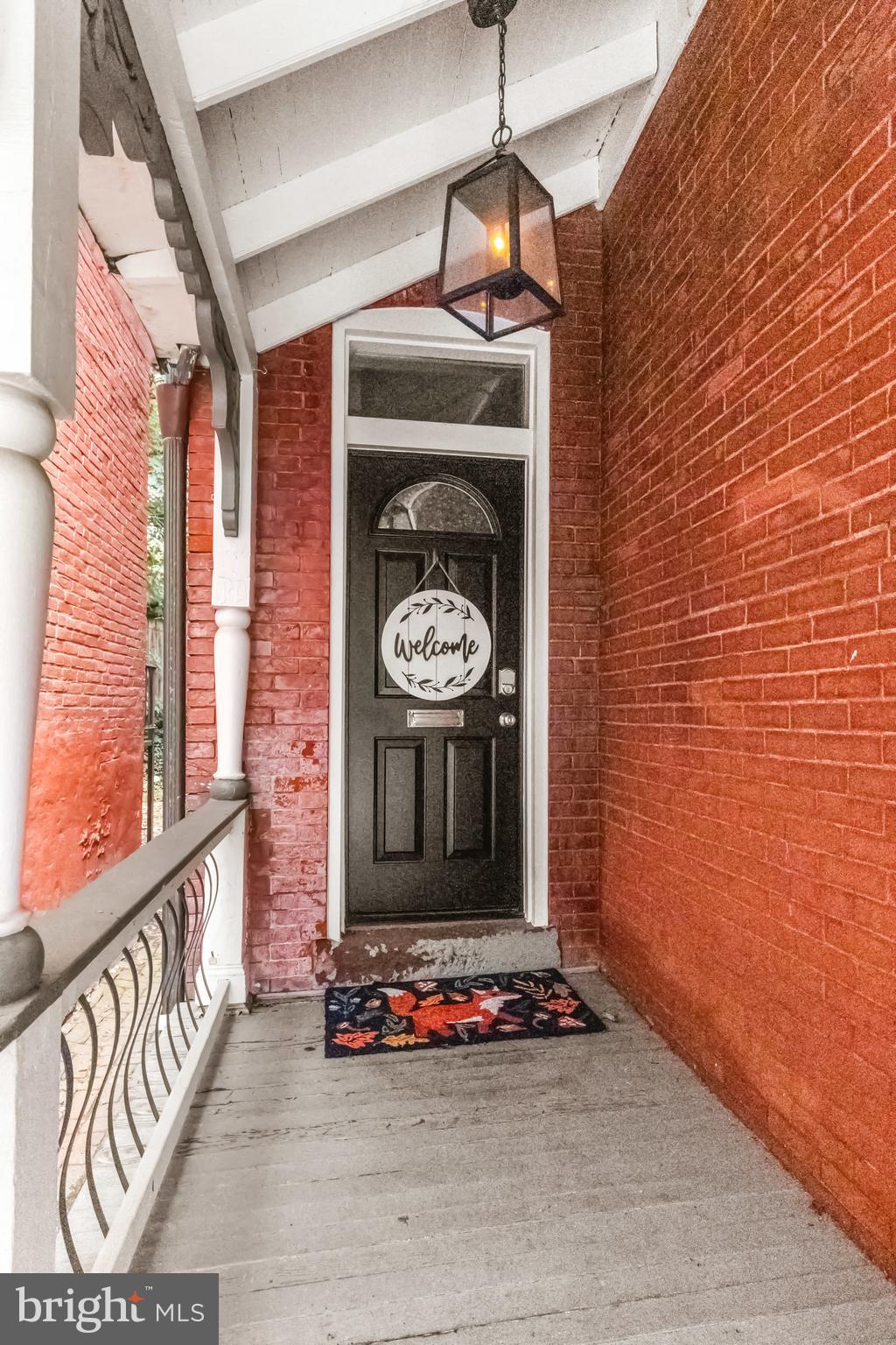 311 W LEMON STREET
