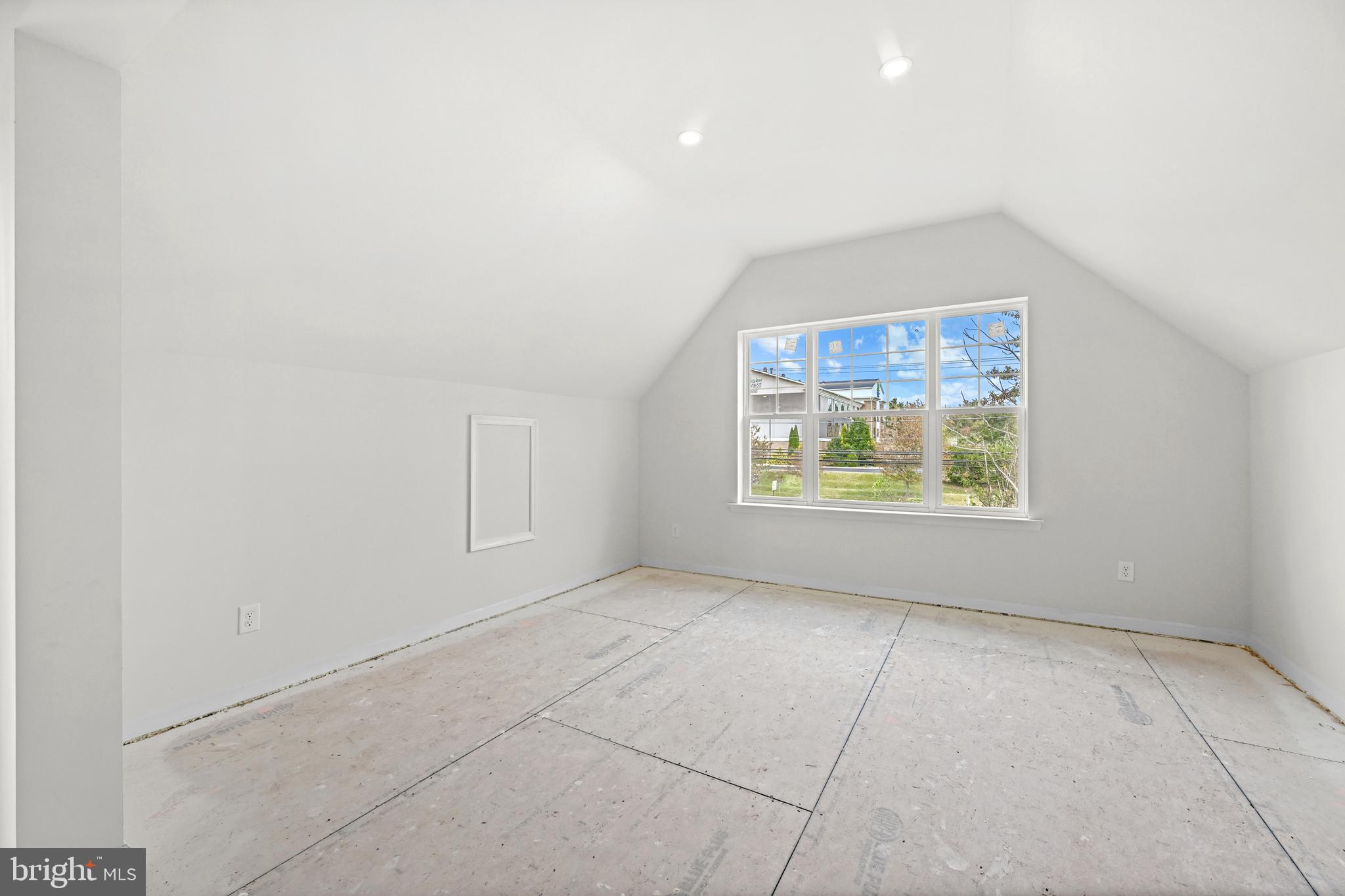 ALDERWOOD RUN - Residential