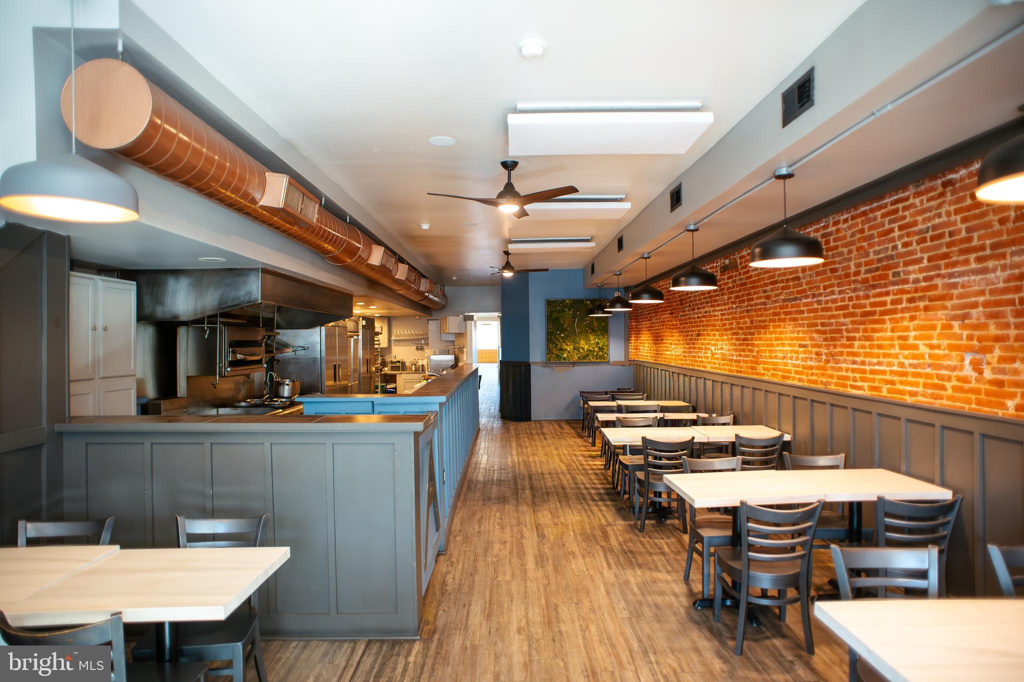 105 E LANCASTER AVENUE