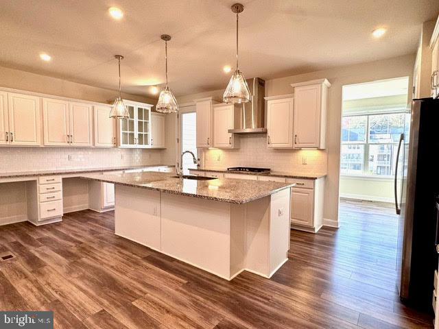 PENDER OAKS - Residential Lease