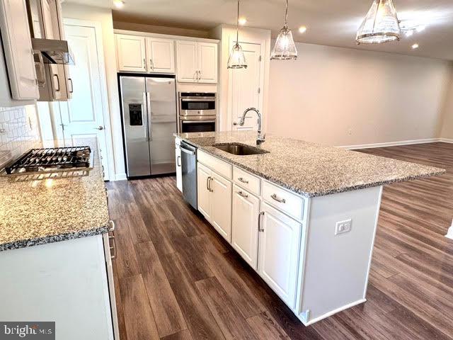 PENDER OAKS - Residential Lease