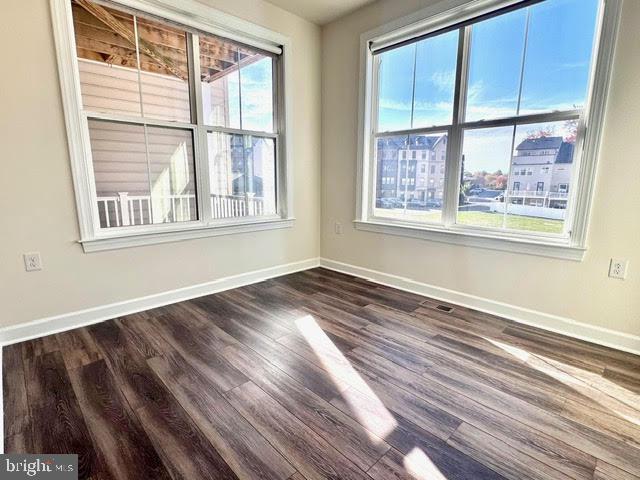 PENDER OAKS - Residential Lease