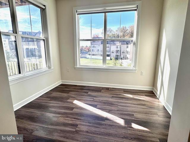 PENDER OAKS - Residential Lease