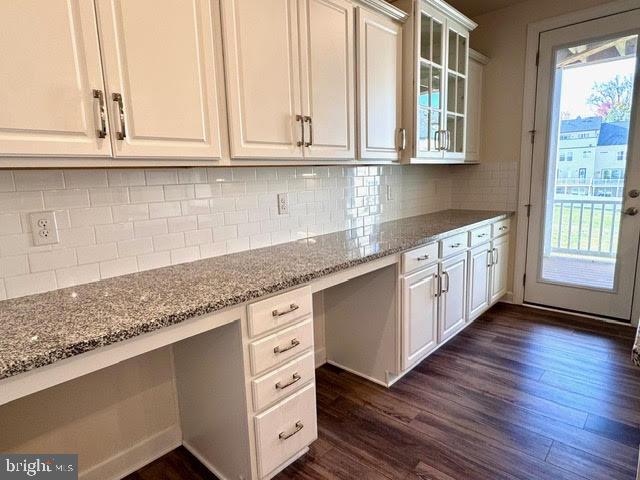 PENDER OAKS - Residential Lease