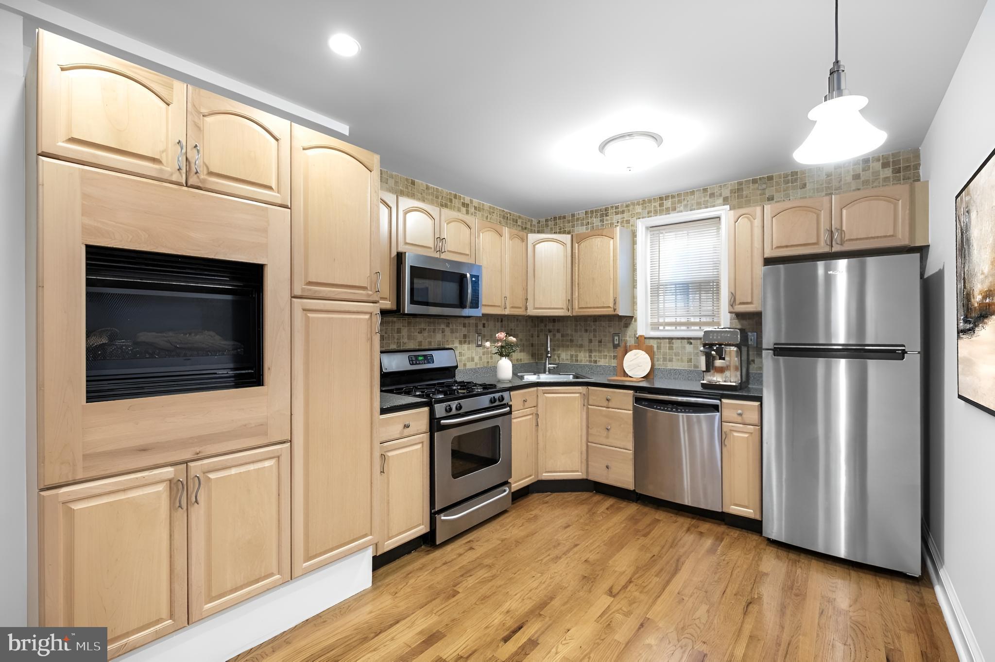 GRADUATE HOSPITAL - Residential