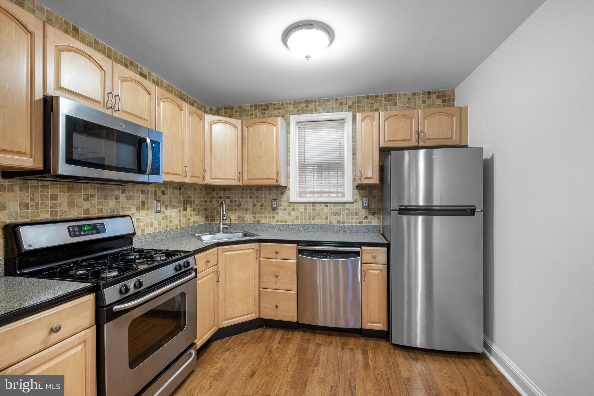 GRADUATE HOSPITAL - Residential