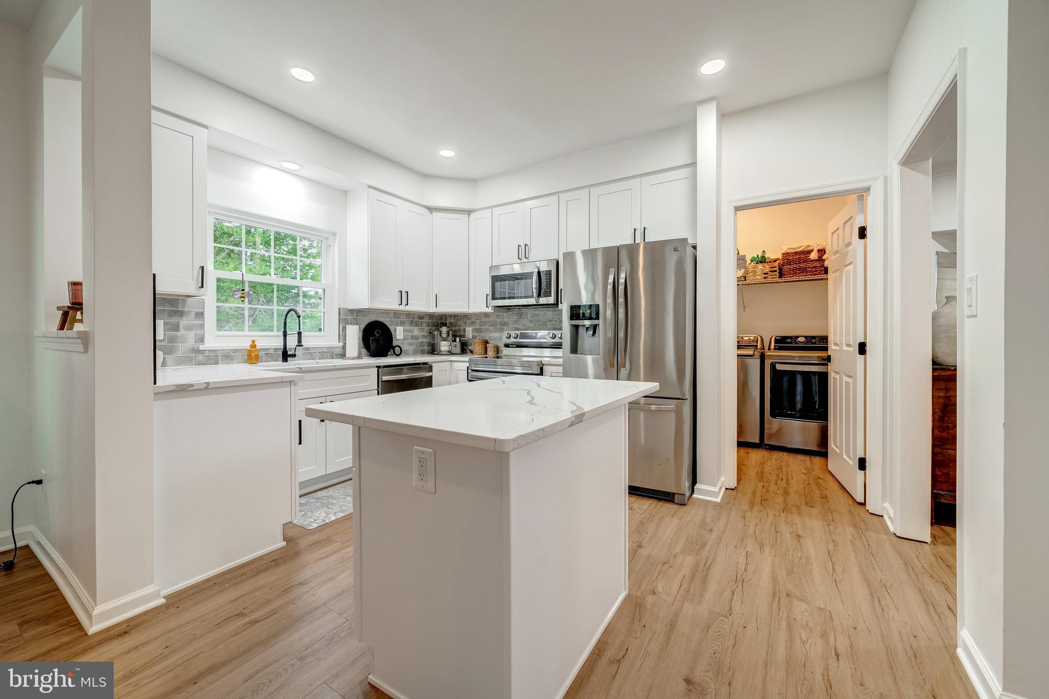 ASHBROOK VILLAGE - Residential Lease