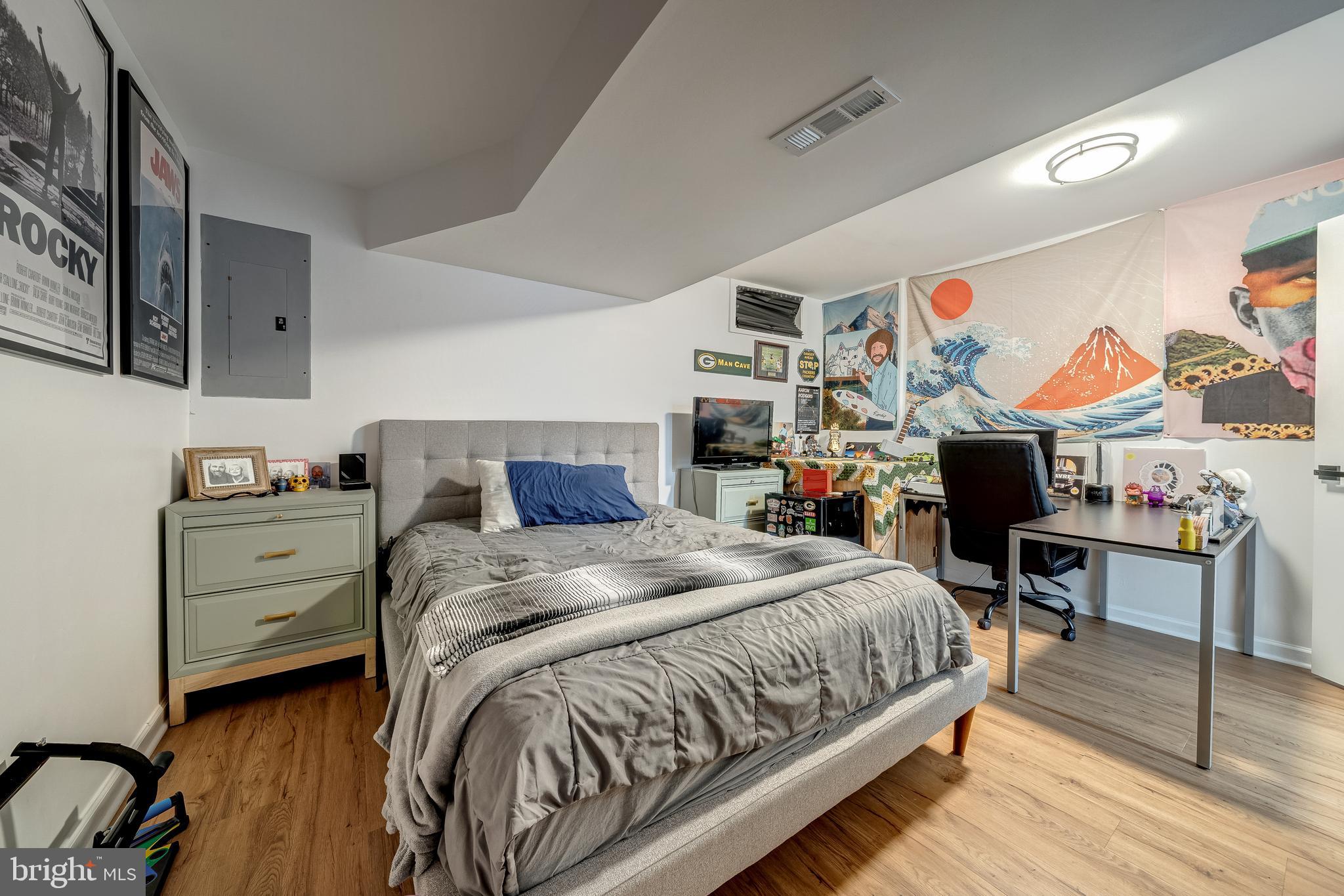 ASHBROOK VILLAGE - Residential Lease