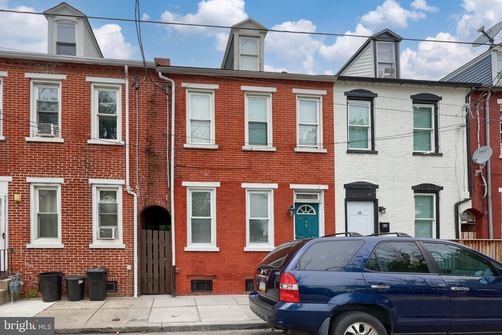 Photo of 68 Locust Street, LANCASTER, PA 17602 (MLS # PALA2071862)