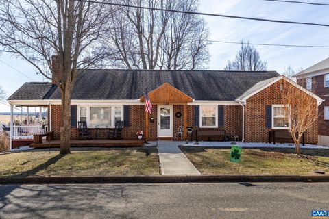 Townhouse For Sale - 228 Piedmont St St<br/> ORANGE, VA 22960