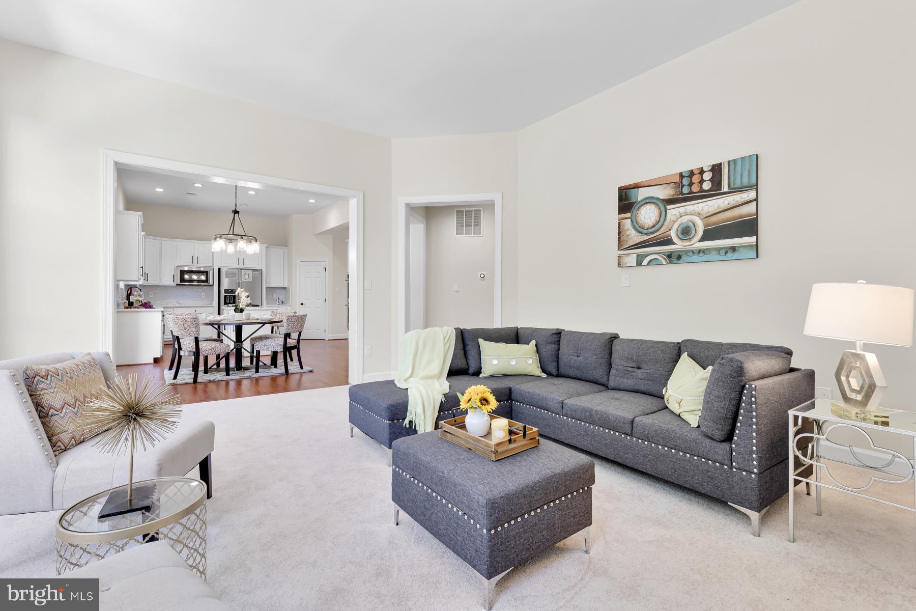 HILLWOOD - Residential