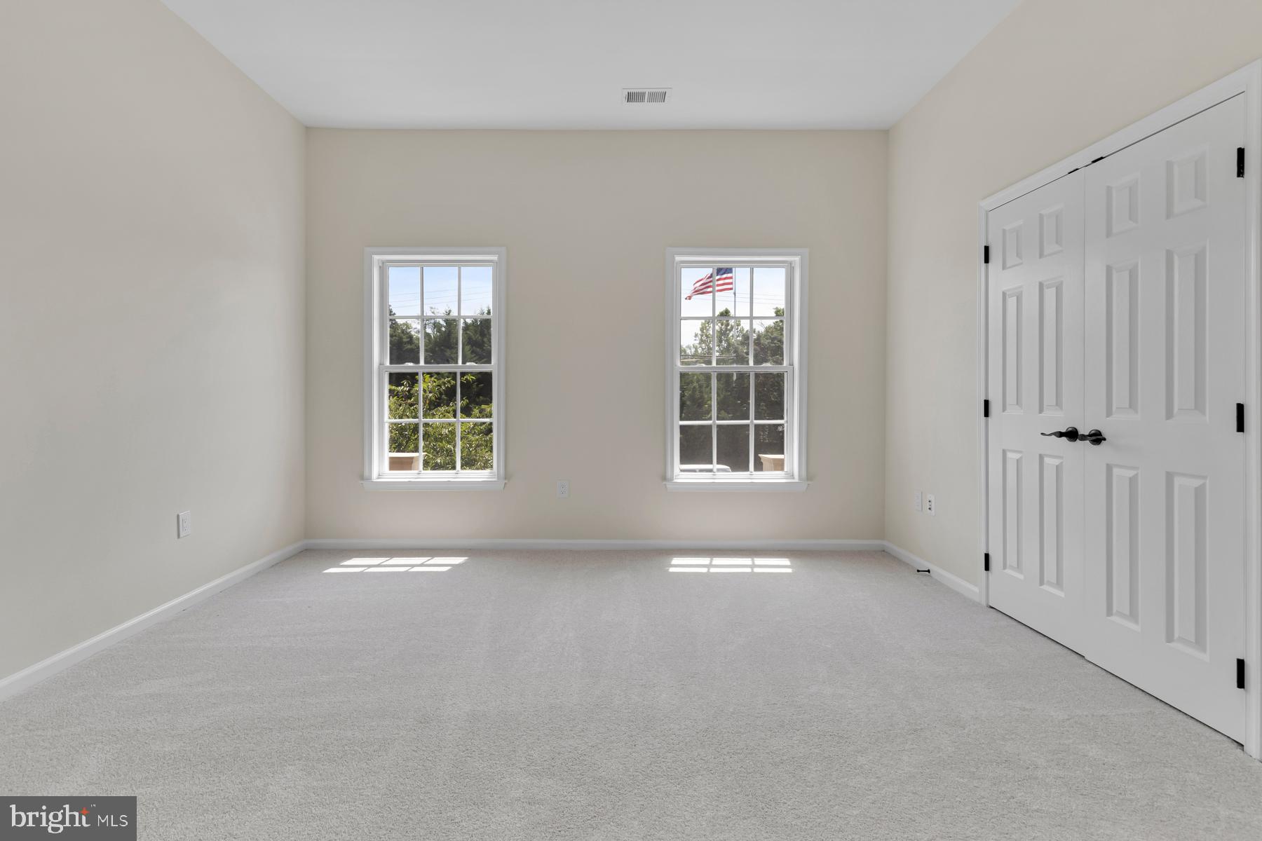 HILLWOOD - Residential