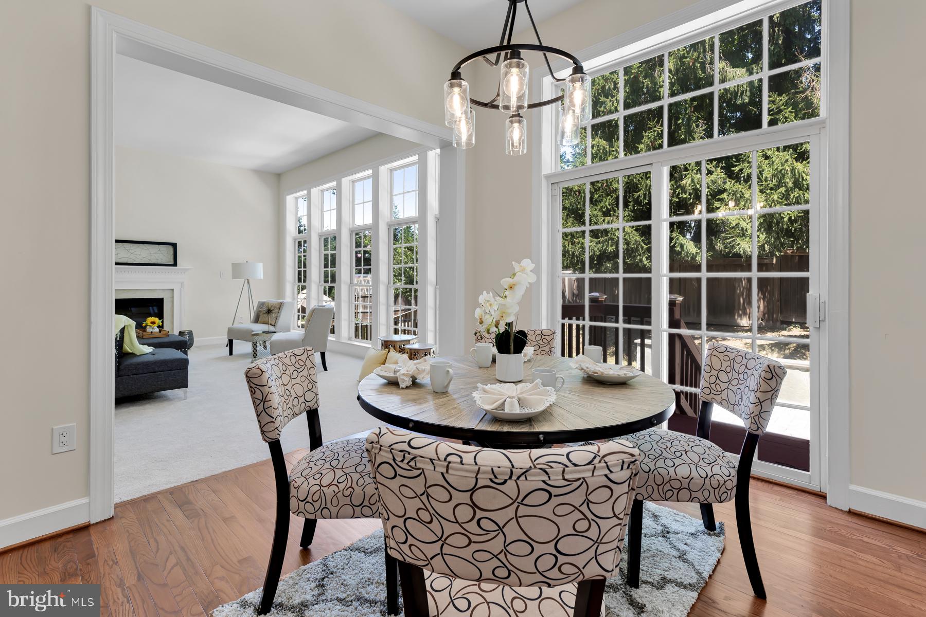 HILLWOOD - Residential