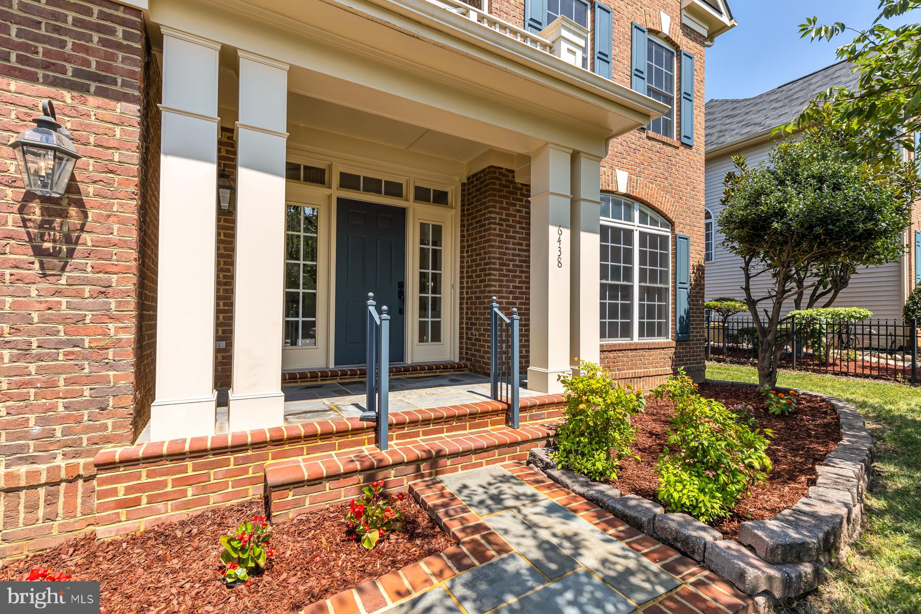 HILLWOOD - Residential