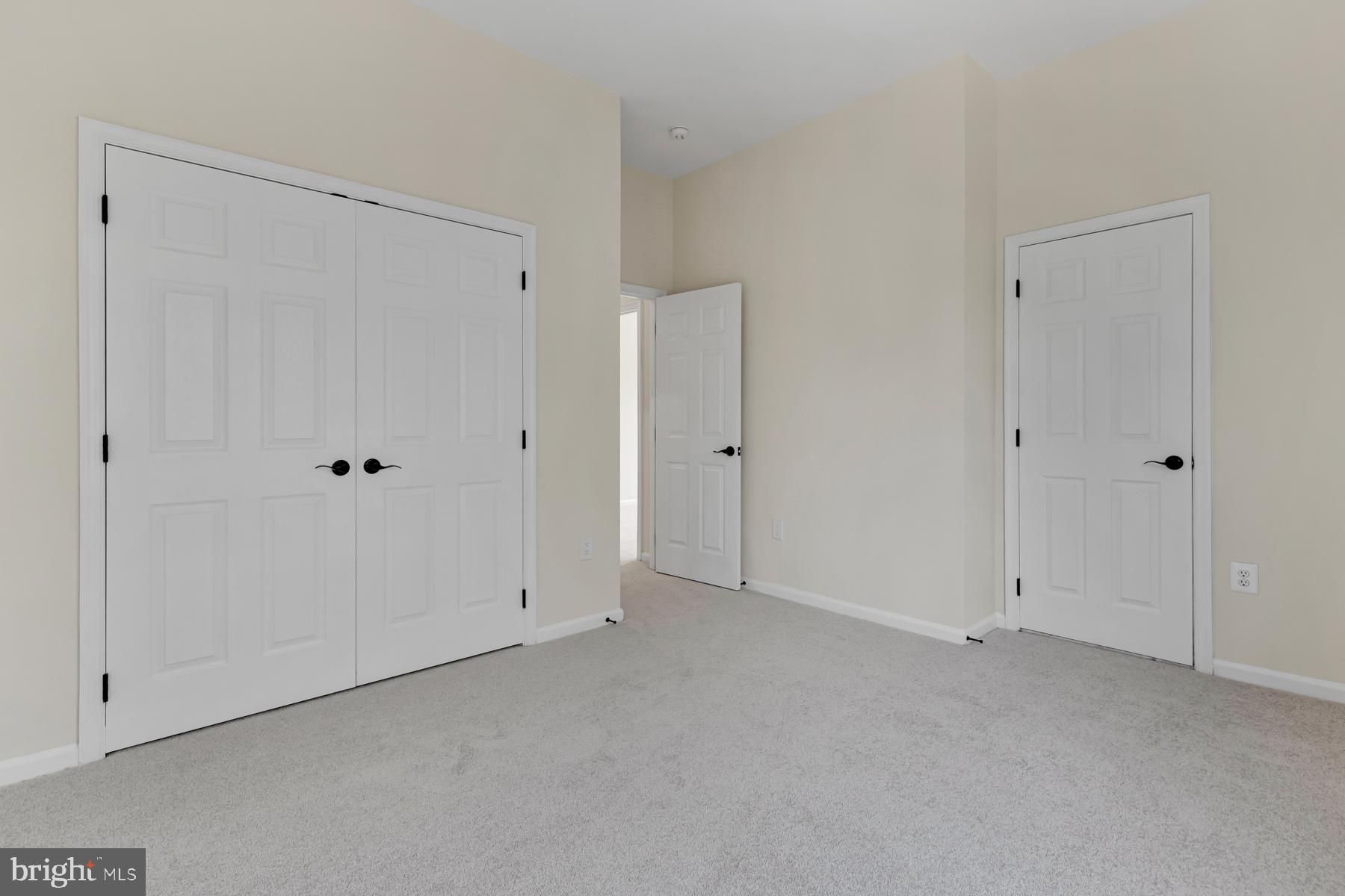 HILLWOOD - Residential