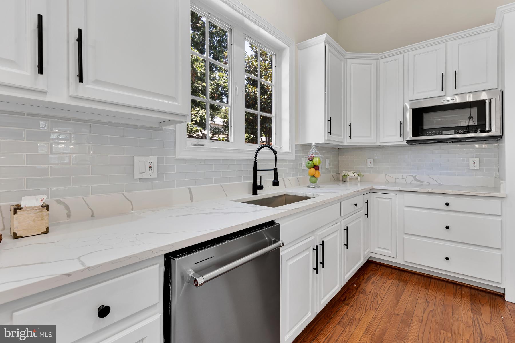 HILLWOOD - Residential