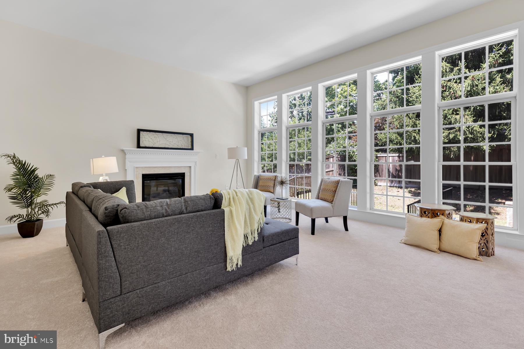 HILLWOOD - Residential