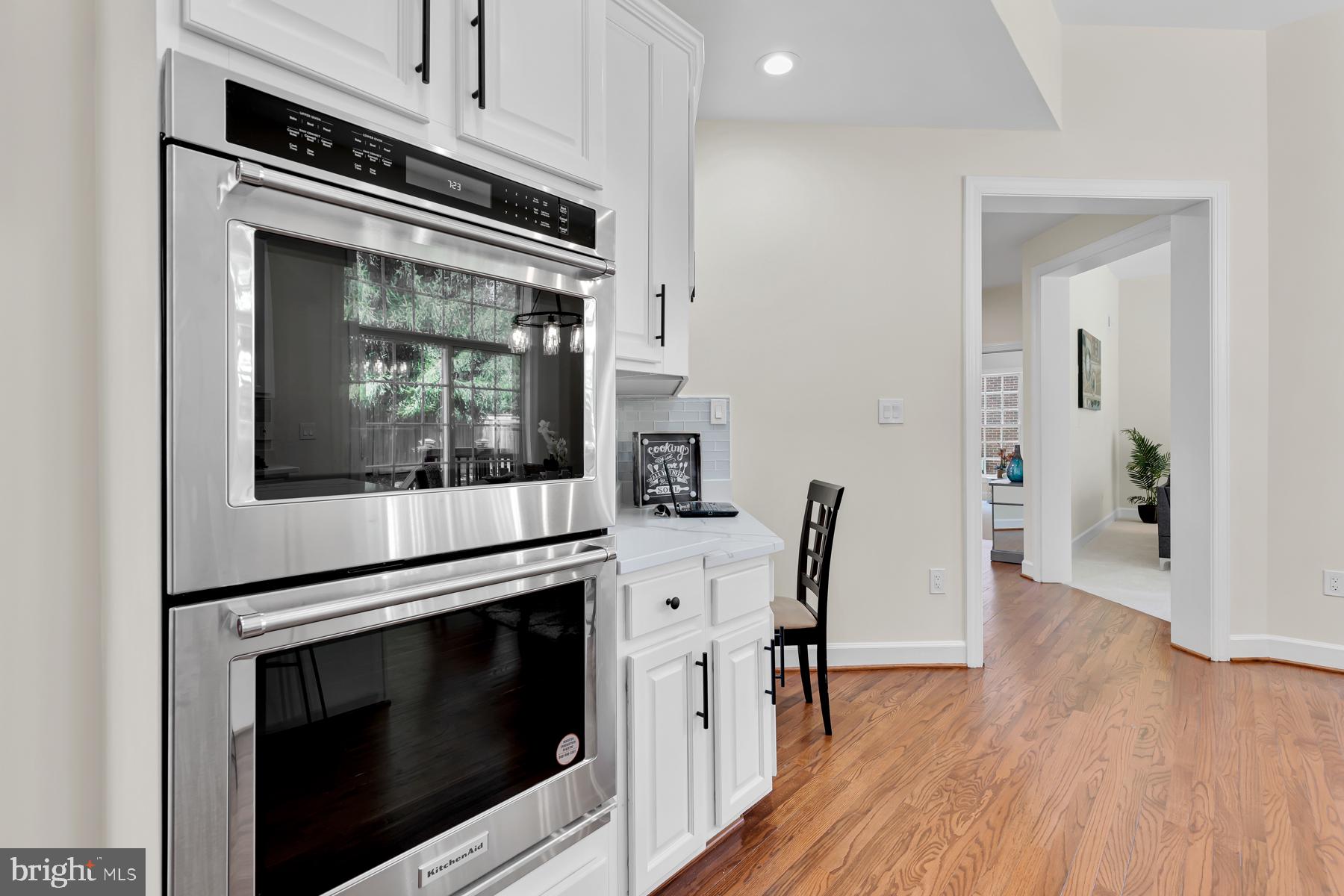 HILLWOOD - Residential