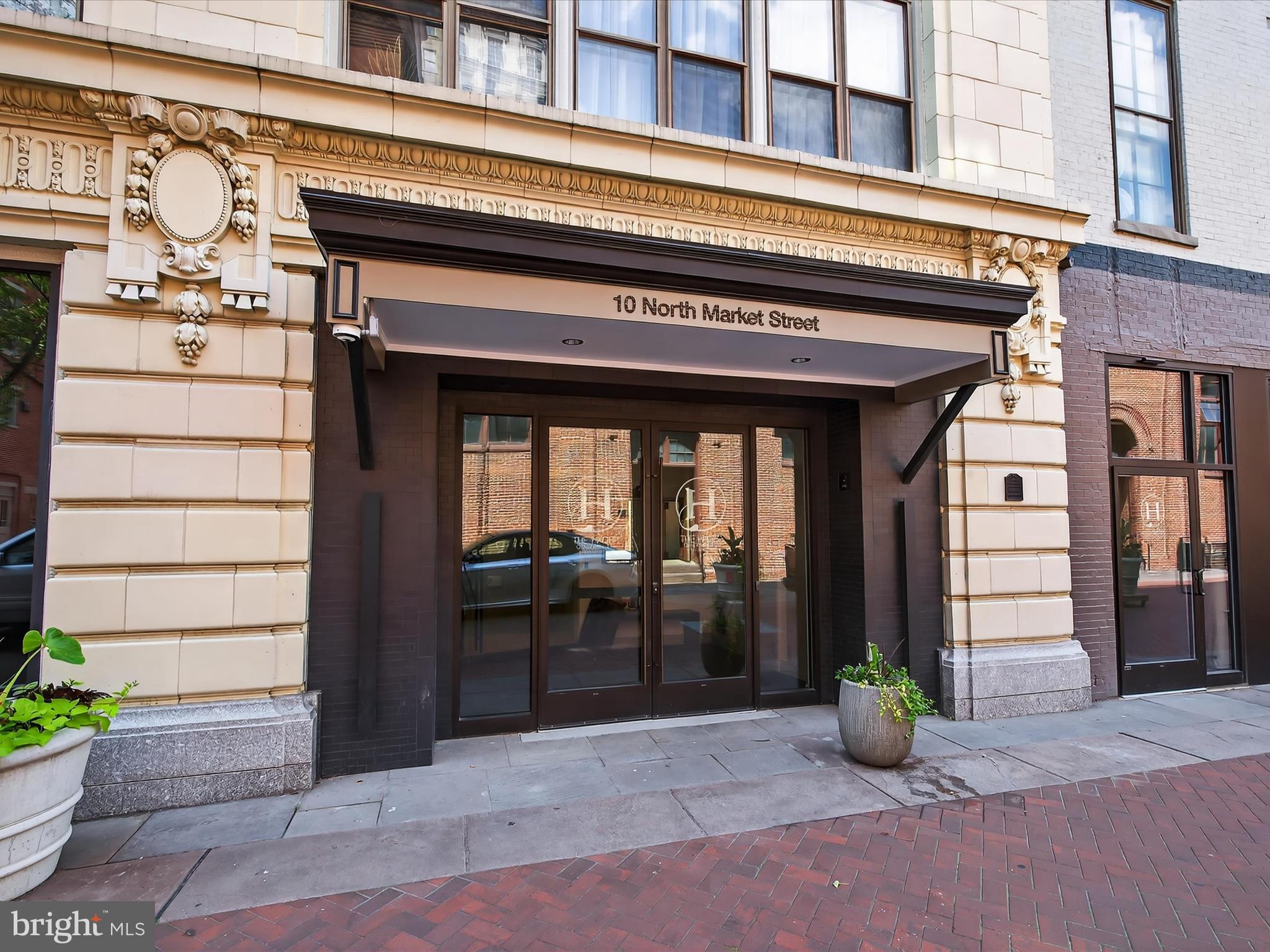 10 N MARKET STREET 307