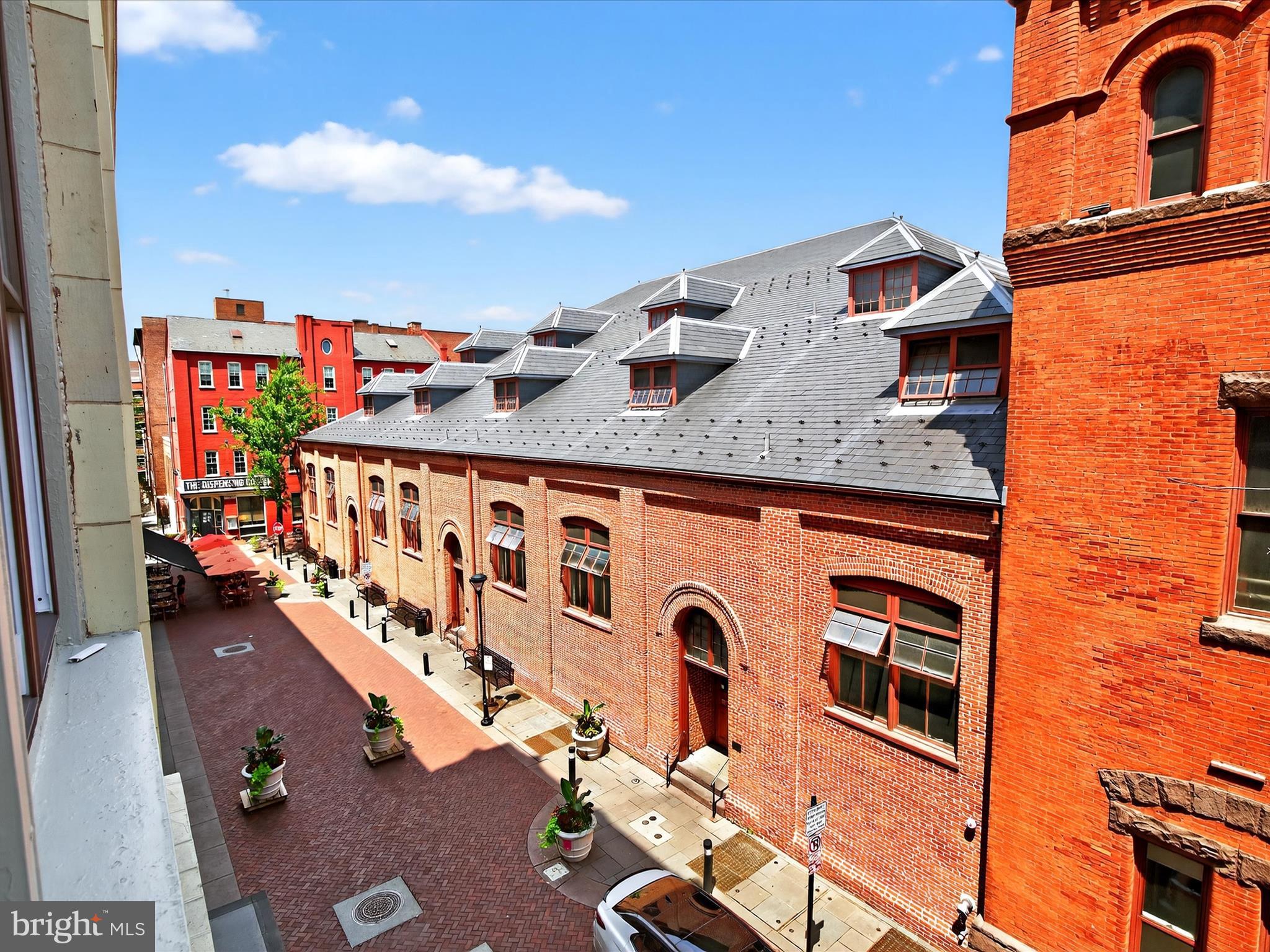 10 N MARKET STREET 307