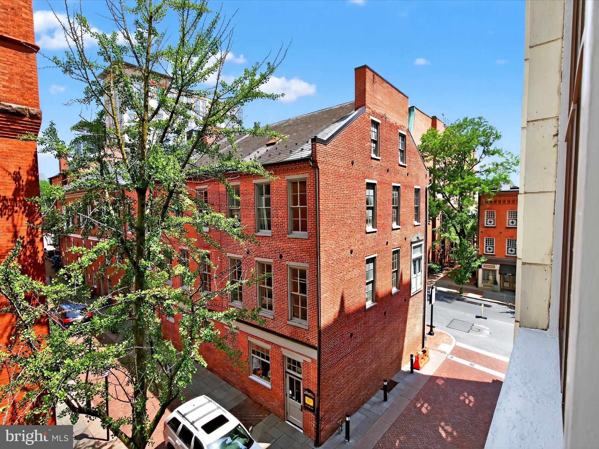 You will not find a Lancaster City property more centrally located than 10 N Market Street. Literally next to Central Market, Steinman Park, Fulton Theater, and restaurants and shopping galore, all just a private elevator ride away from your gorgeous condo. This perfectly located and updated 3rd floor condo boasts beautiful views of Central Market, the Marriott, and the Square. Featuring a new kitchen, custom built-ins, butlers pantry, hardwood floors, oversized windows with tons of natural light and gorgeous views throughout, and so much more. You'll be in the center of all the best of Lancaster City with off street parking available too. Commuting here is a breeze with easy access to major roadways and Lancaster Train Station. This building is rarely available, schedule your private showing today!
**Please-Minimum 24 hour notice for all showings.