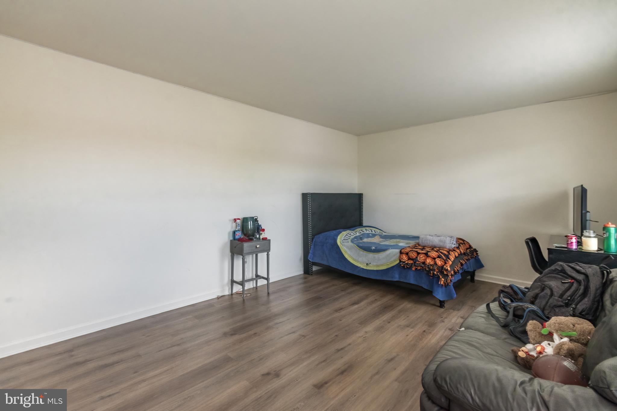 SPRINGDALE FARM - Residential