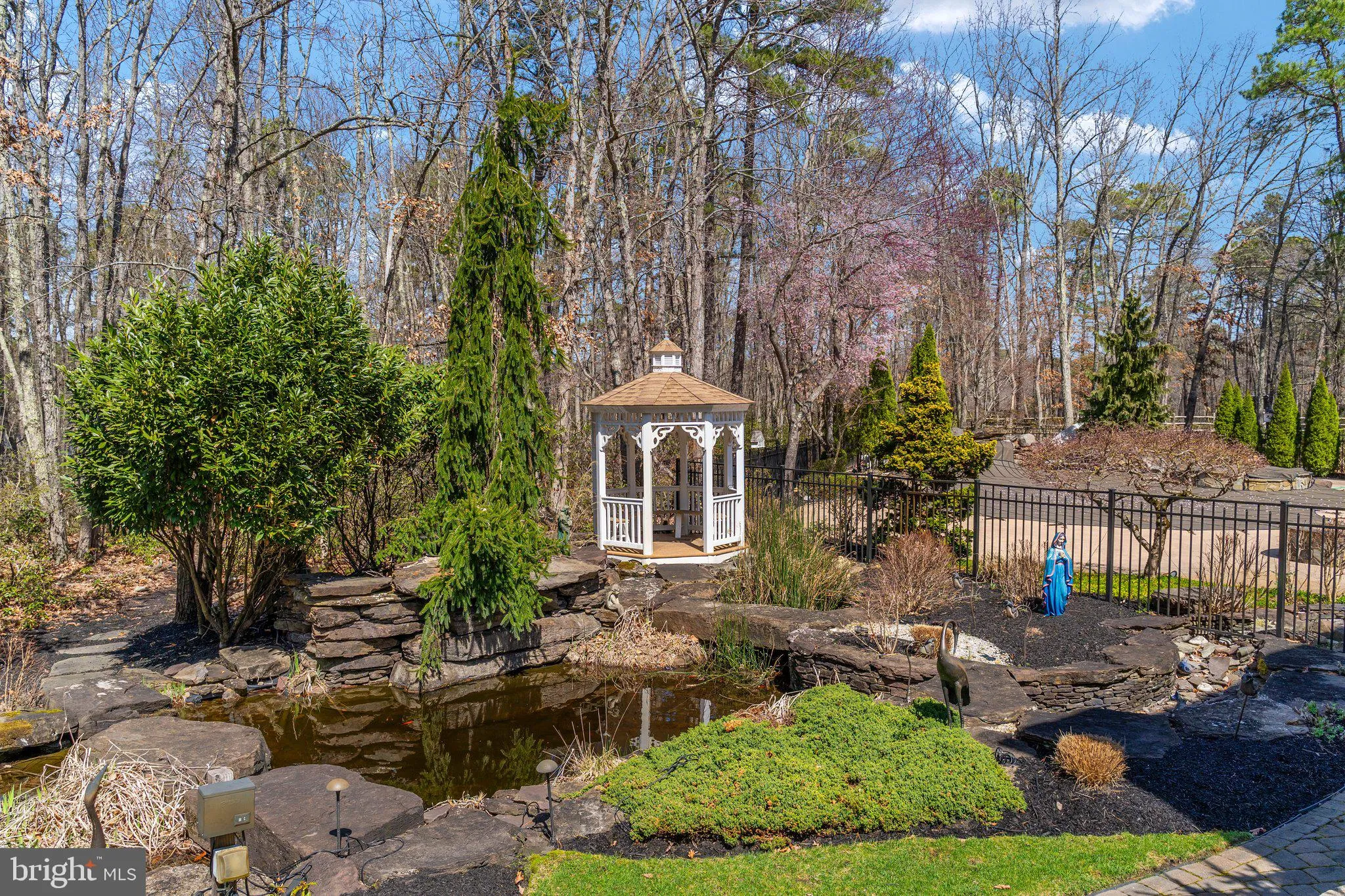 Medford, New Jersey 08055, United States, 6 Bedrooms Bedrooms, ,5 BathroomsBathrooms,Residential,Coming Soon,85552