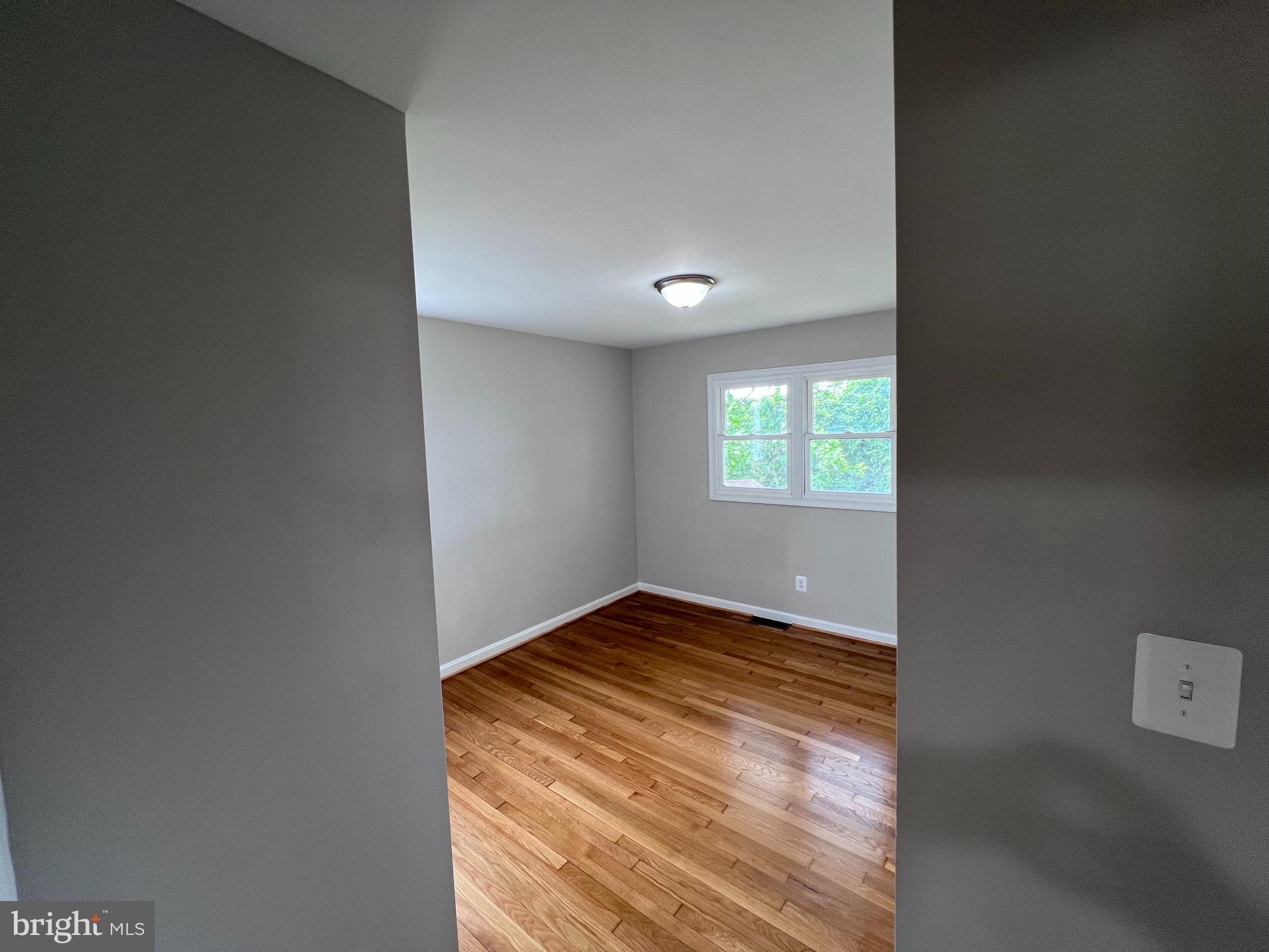 MURRAY HILL - Residential