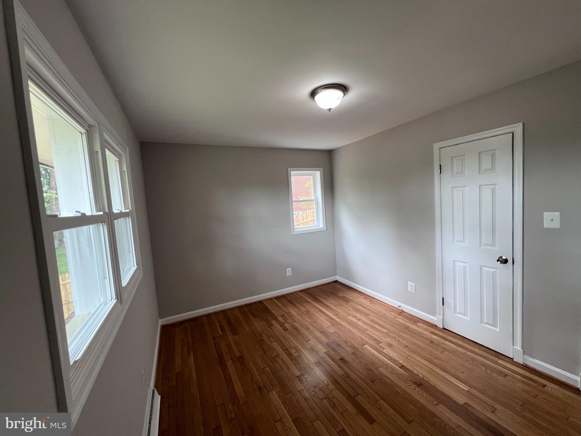 MURRAY HILL - Residential
