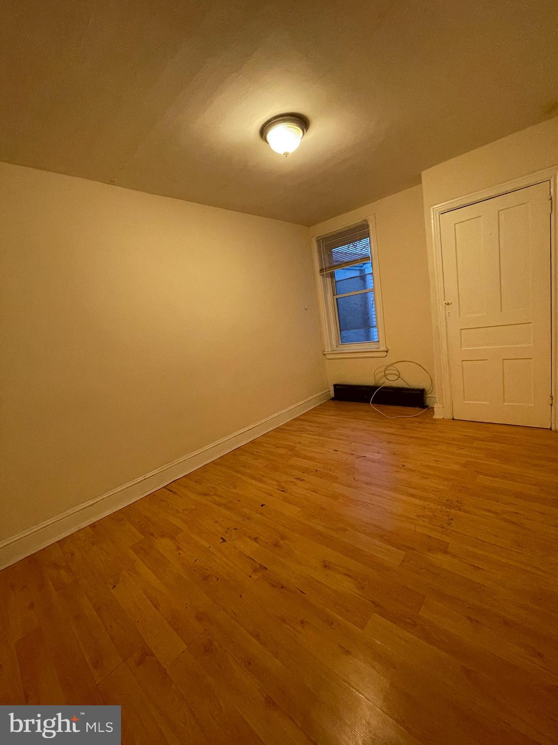 KENSINGTON - Residential Lease