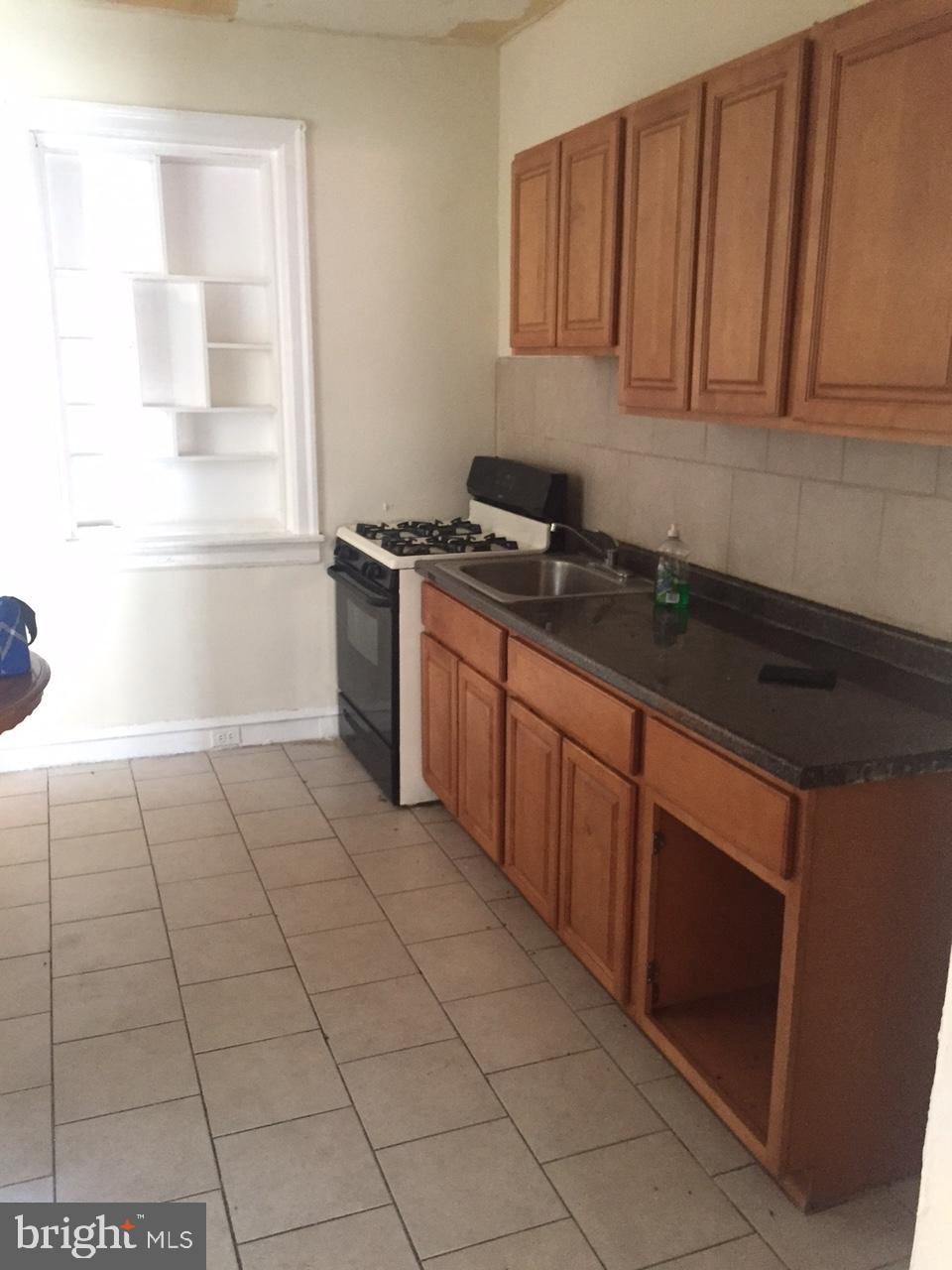 KENSINGTON - Residential Lease