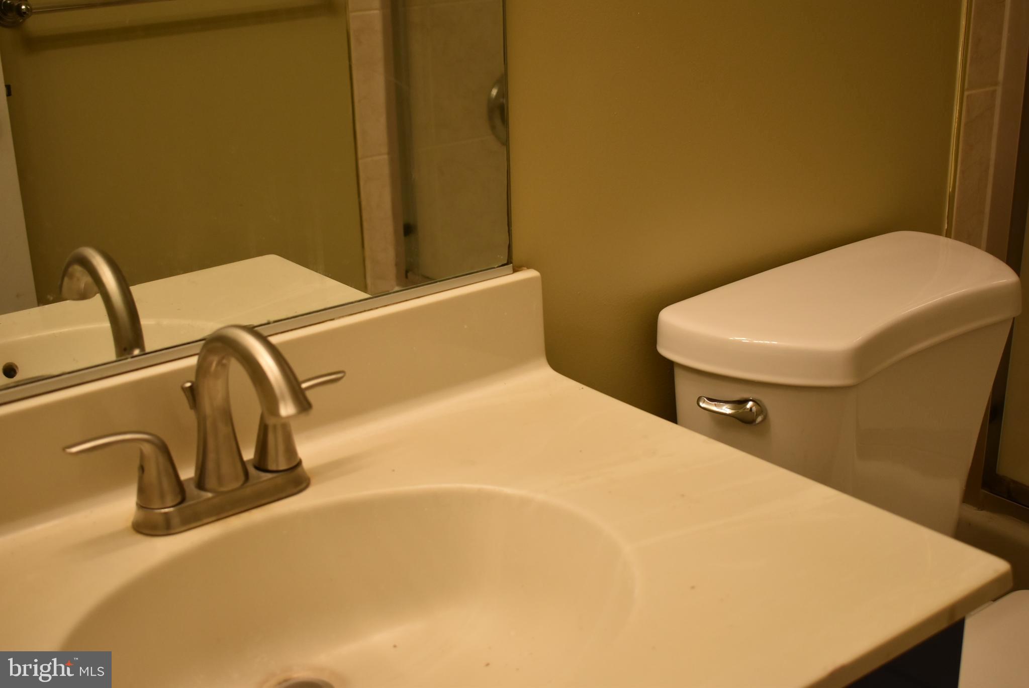 FAIRLAND TOWNS - Residential Lease