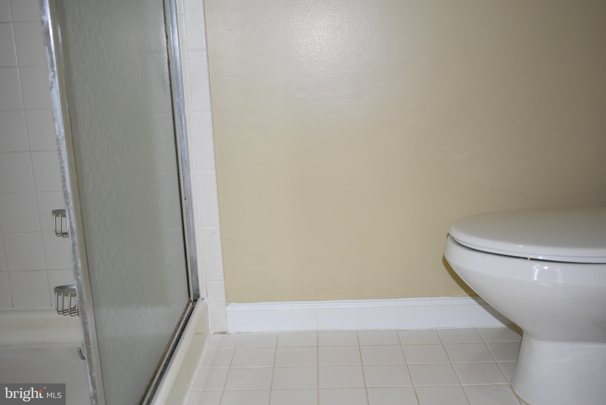 FAIRLAND TOWNS - Residential Lease