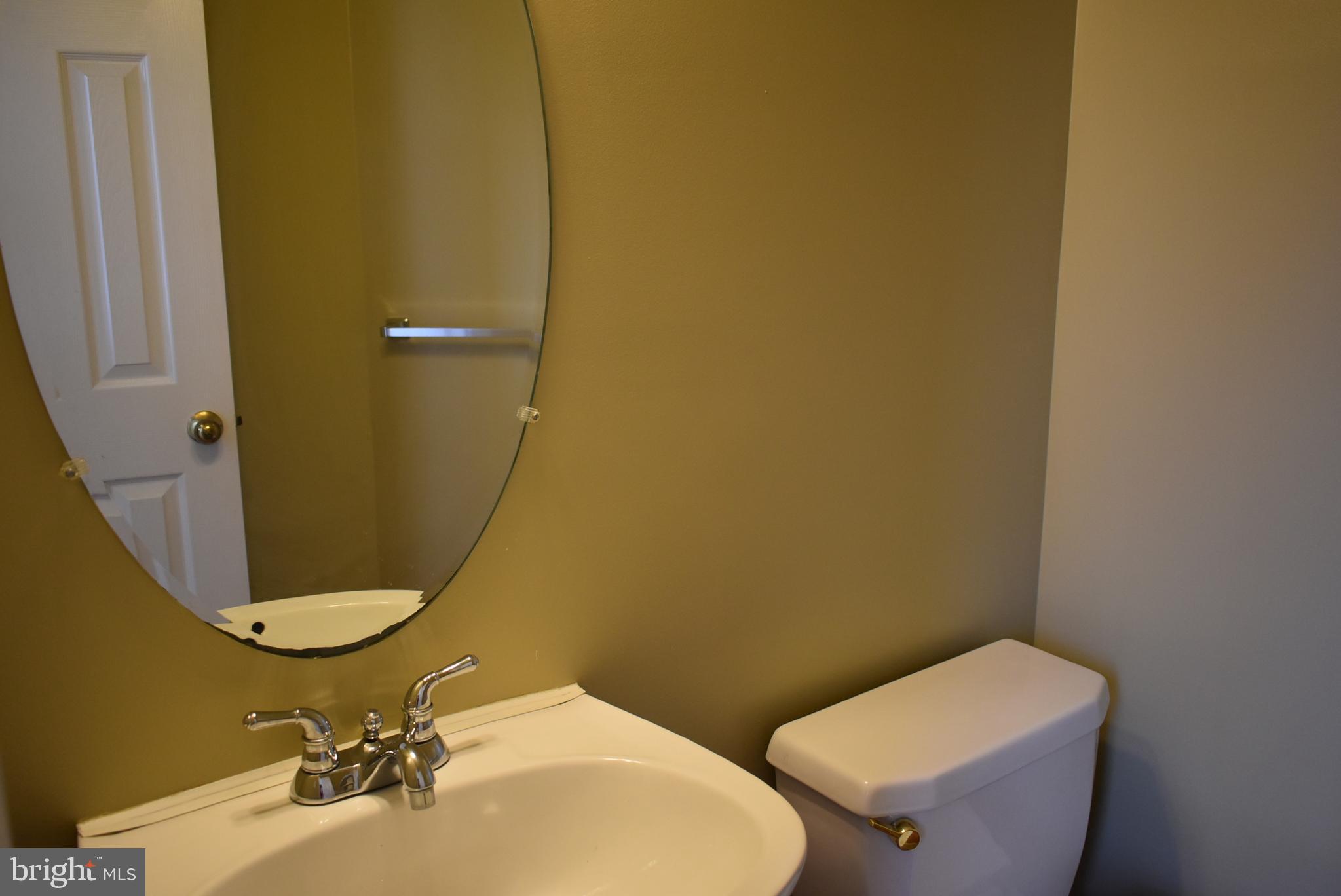 FAIRLAND TOWNS - Residential Lease