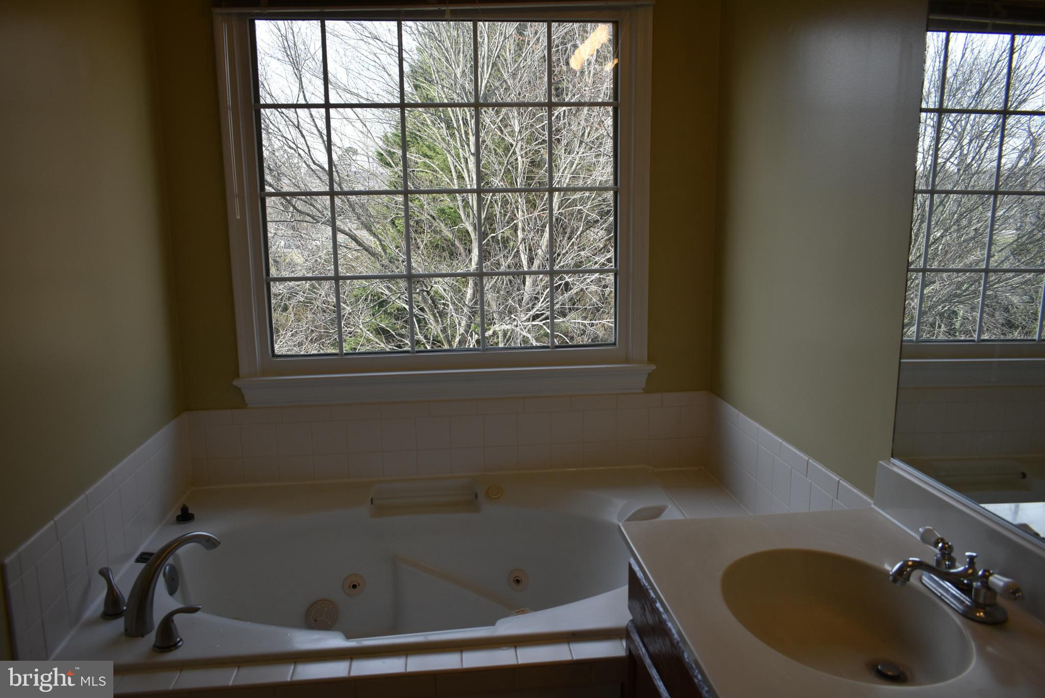 FAIRLAND TOWNS - Residential Lease