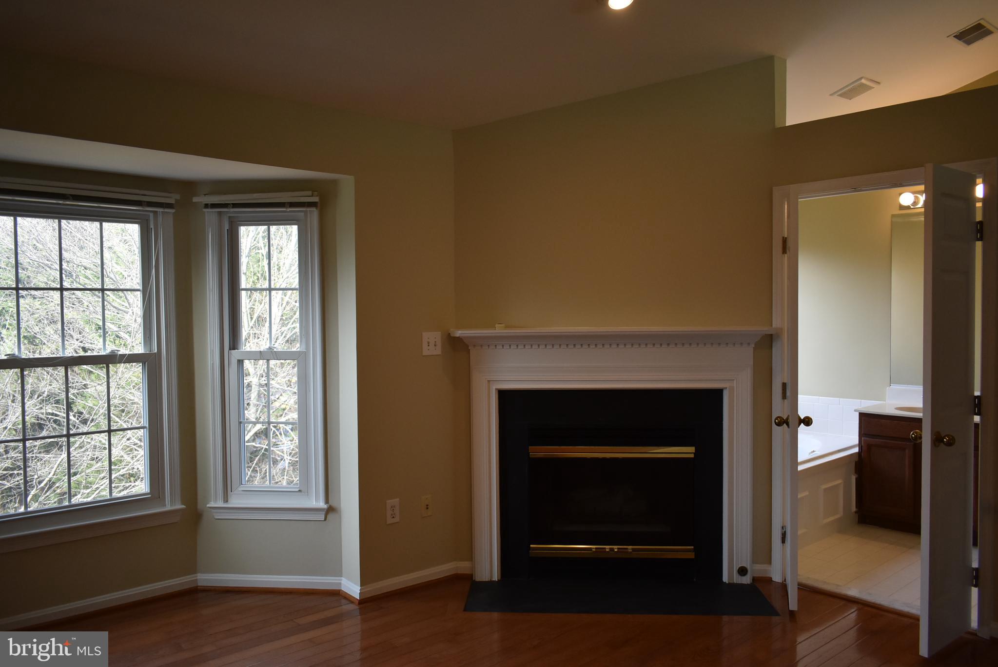 FAIRLAND TOWNS - Residential Lease