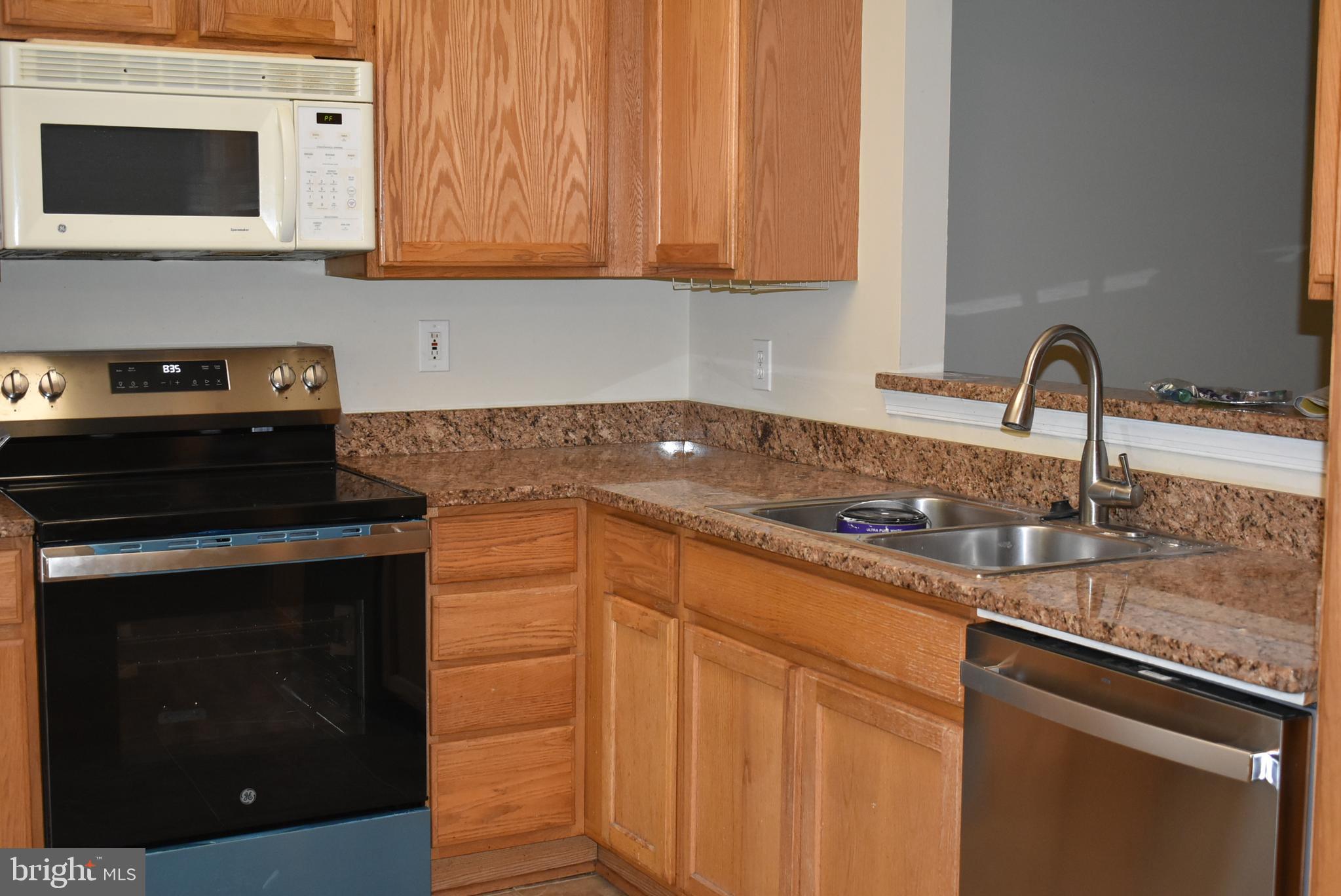 FAIRLAND TOWNS - Residential Lease